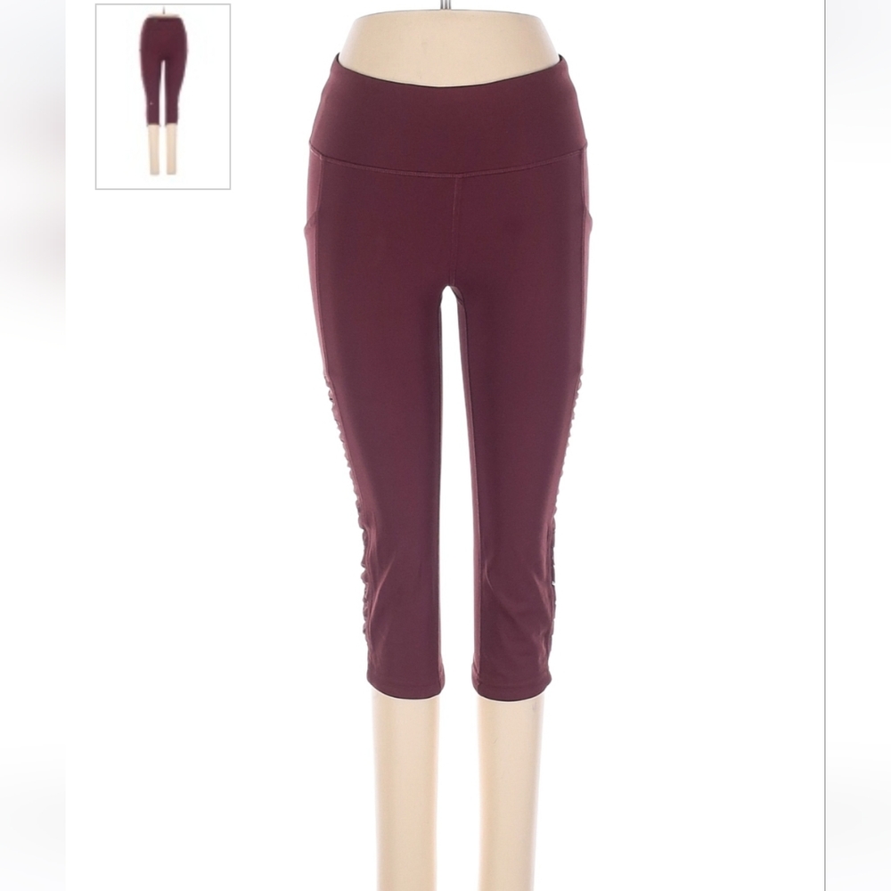 Lululemon S4 Capri with Zipper pocket